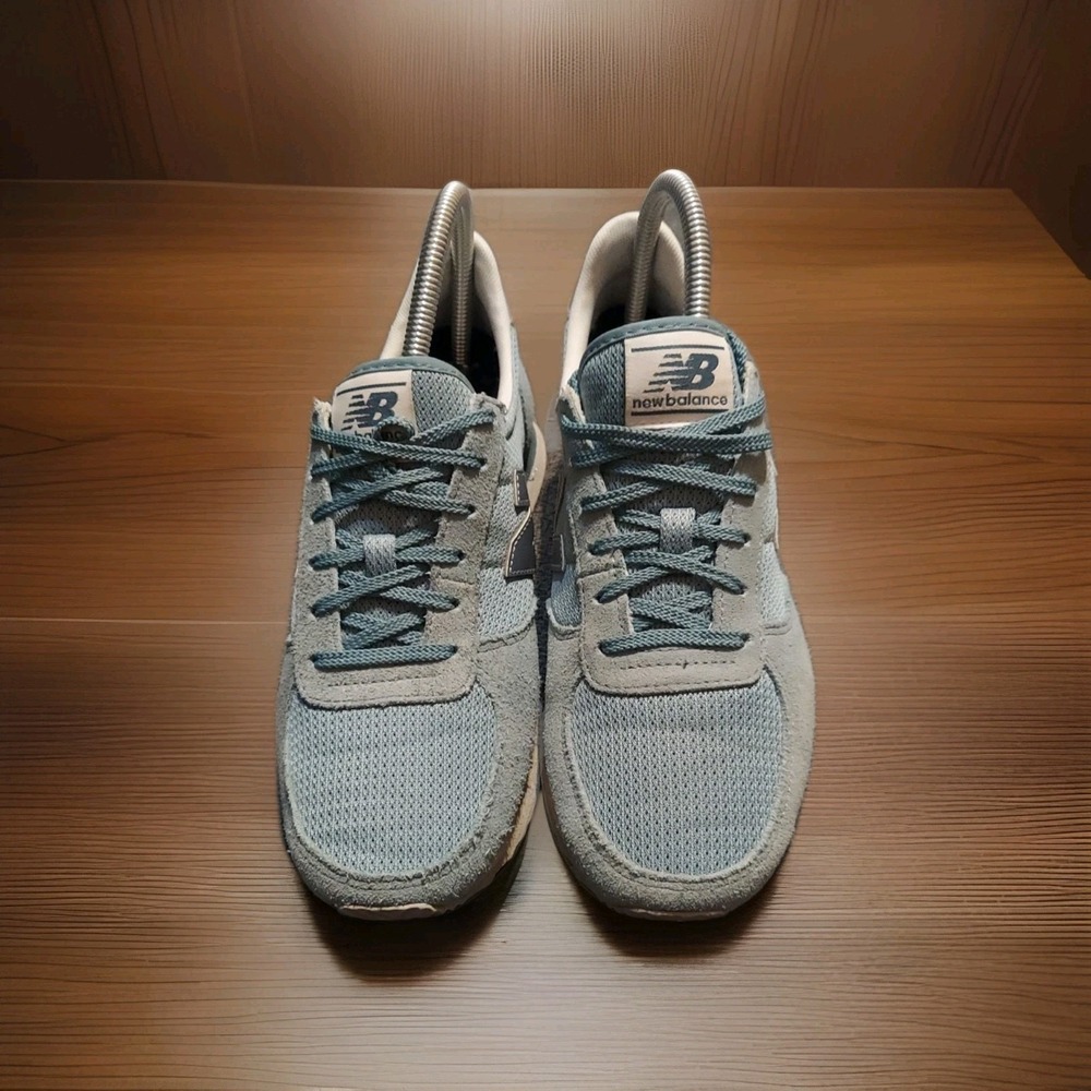 New Balance 220 Women's Blue Suede Running Shoes‎ Trainers Size 7.5 WL22MSB